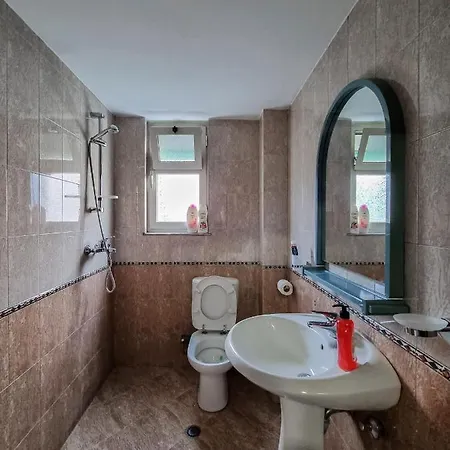 Center Cozy 公寓 地拉那